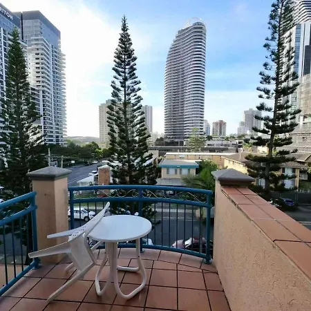 Aruba Surf Resort Broadbeach Exterior photo