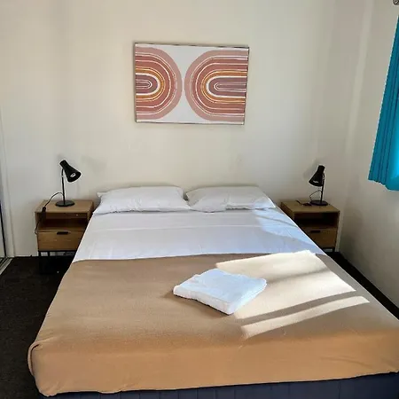 Aruba Surf Resort Broadbeach Exterior photo