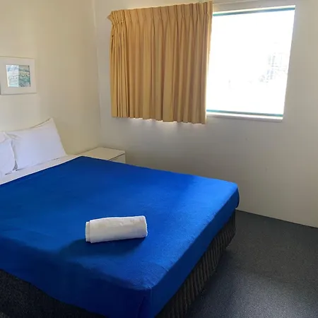 Aruba Surf Resort Broadbeach Exterior photo